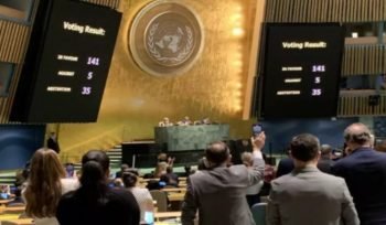 3月2日，联合国大会紧急特别会议通过乌克兰局势决议草案。